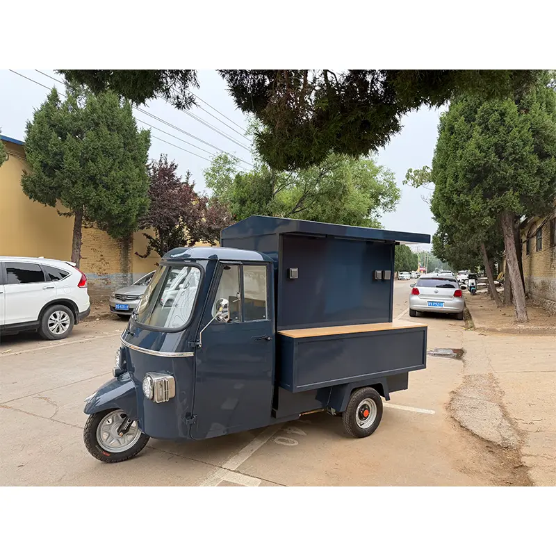 Piaggio mở cửa hàng ăn nhanh